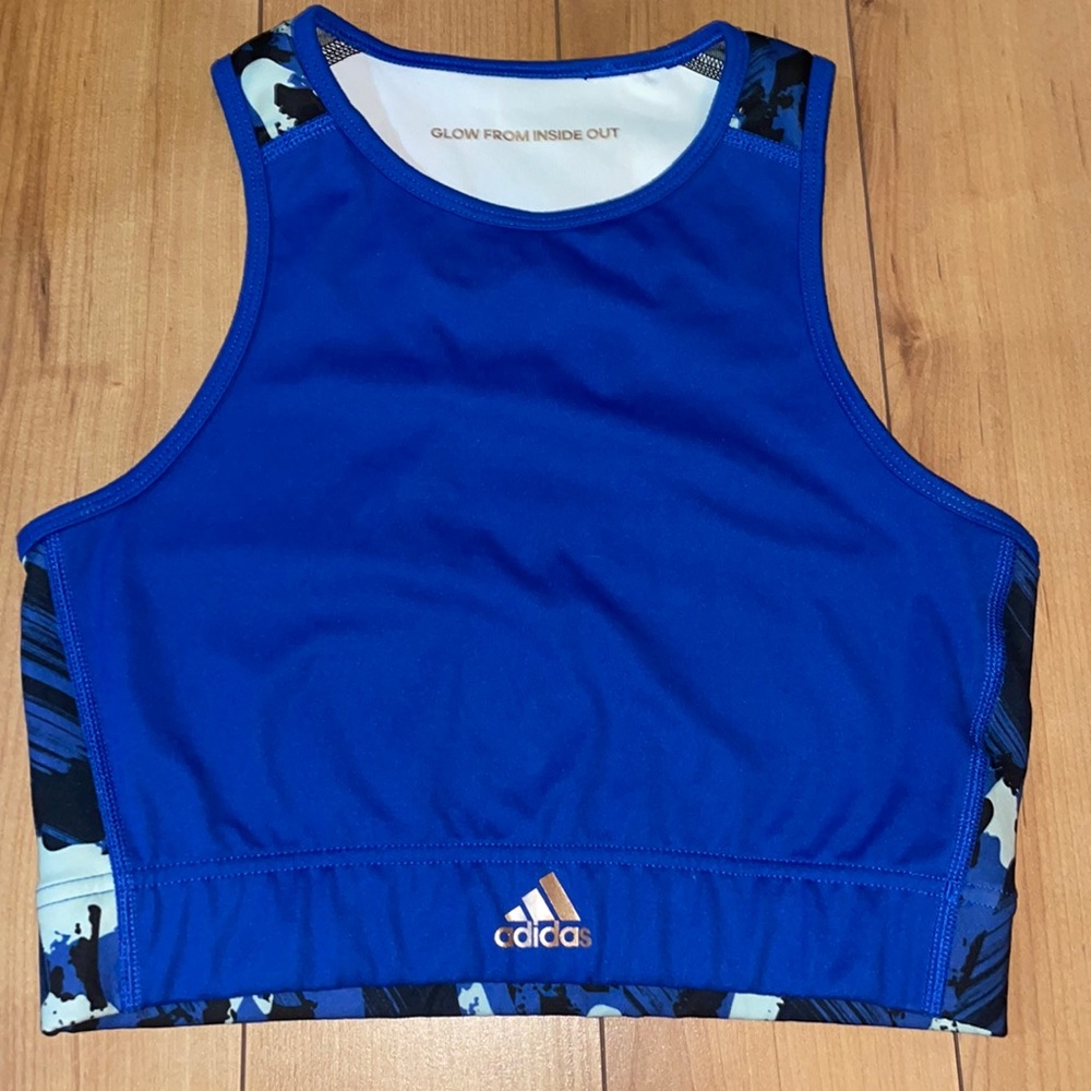 Adidas Croptop/sports bra